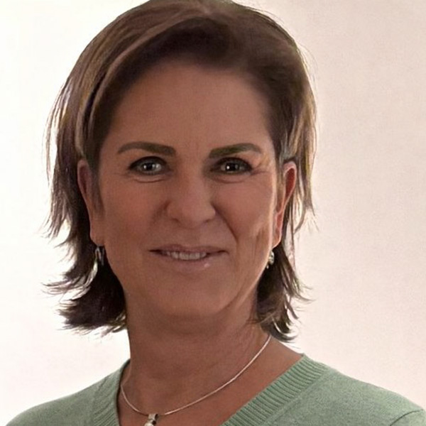 Nicole Office Manager The Human Works